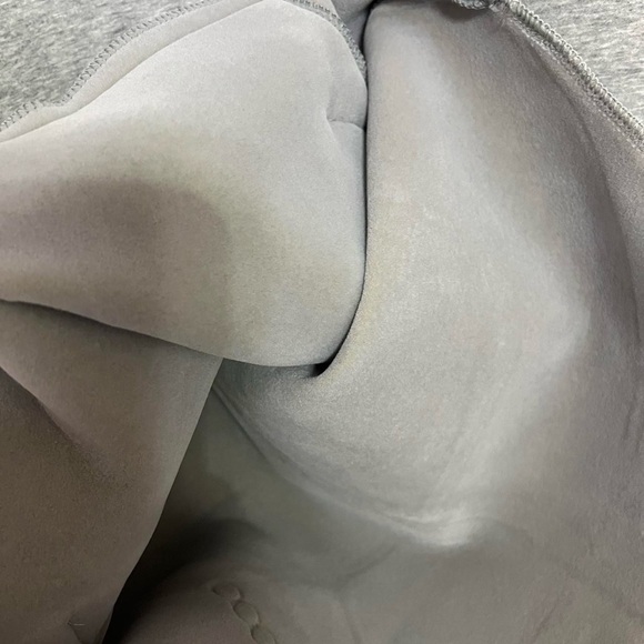 Bench Unisex Grey Crewneck Sweatshirt Size Medium - Picture 6 of 6